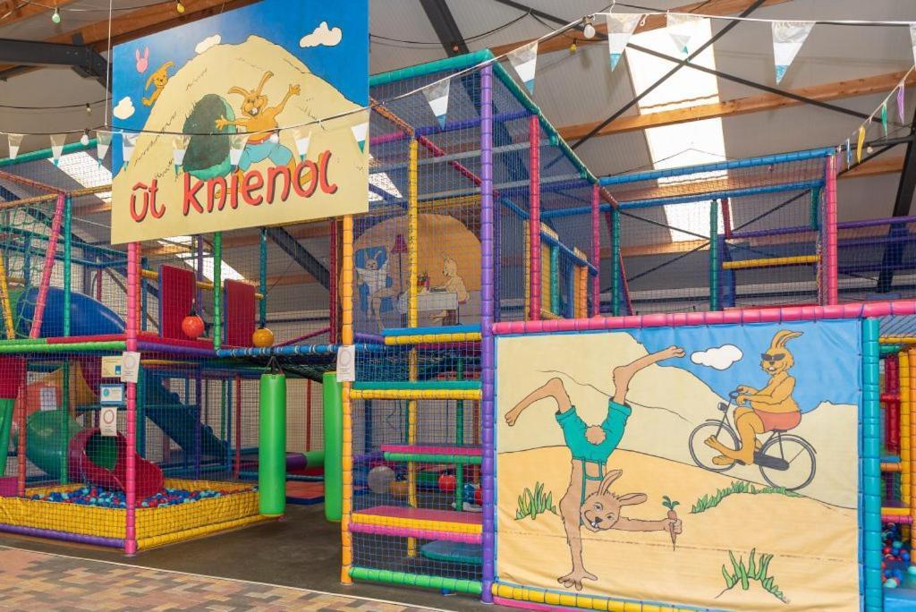 Camping De Duinhoeve Chalet Zeeland Not For Companies Burgh-Haamstede Exteriér fotografie
